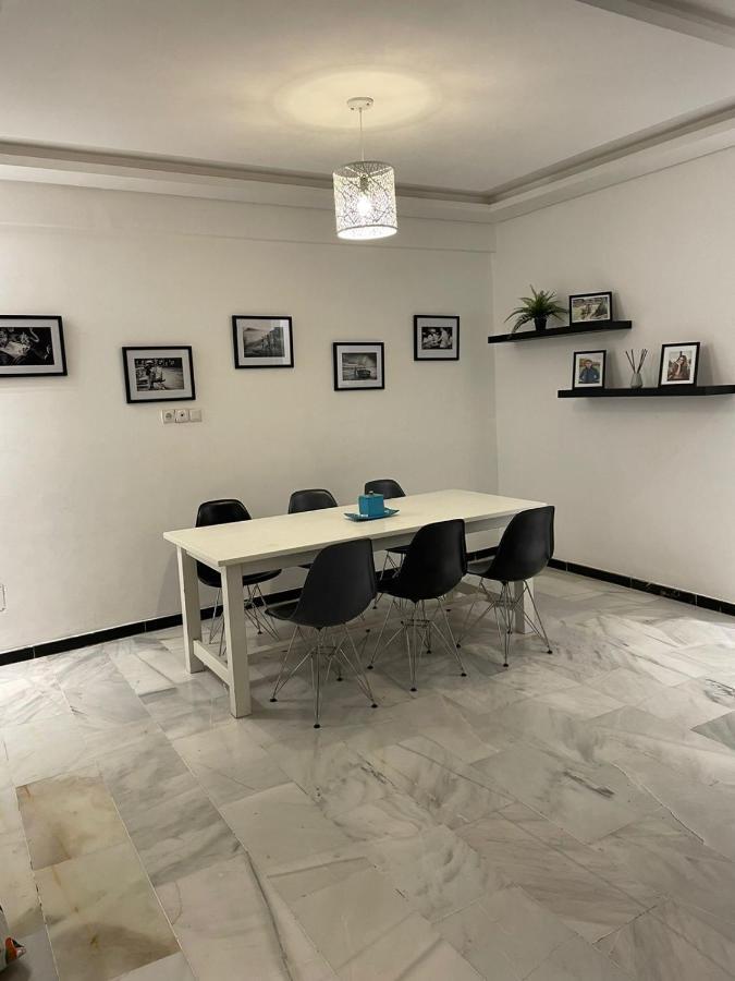 Bel Appartement Au Coeur De Gueliz มาร์ราเกช ภายนอก รูปภาพ